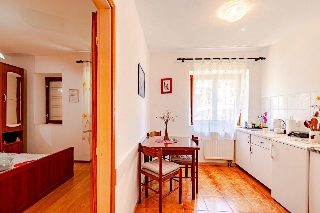 Apartments And Rooms With Parking Space Mali Ston Buitenkant foto