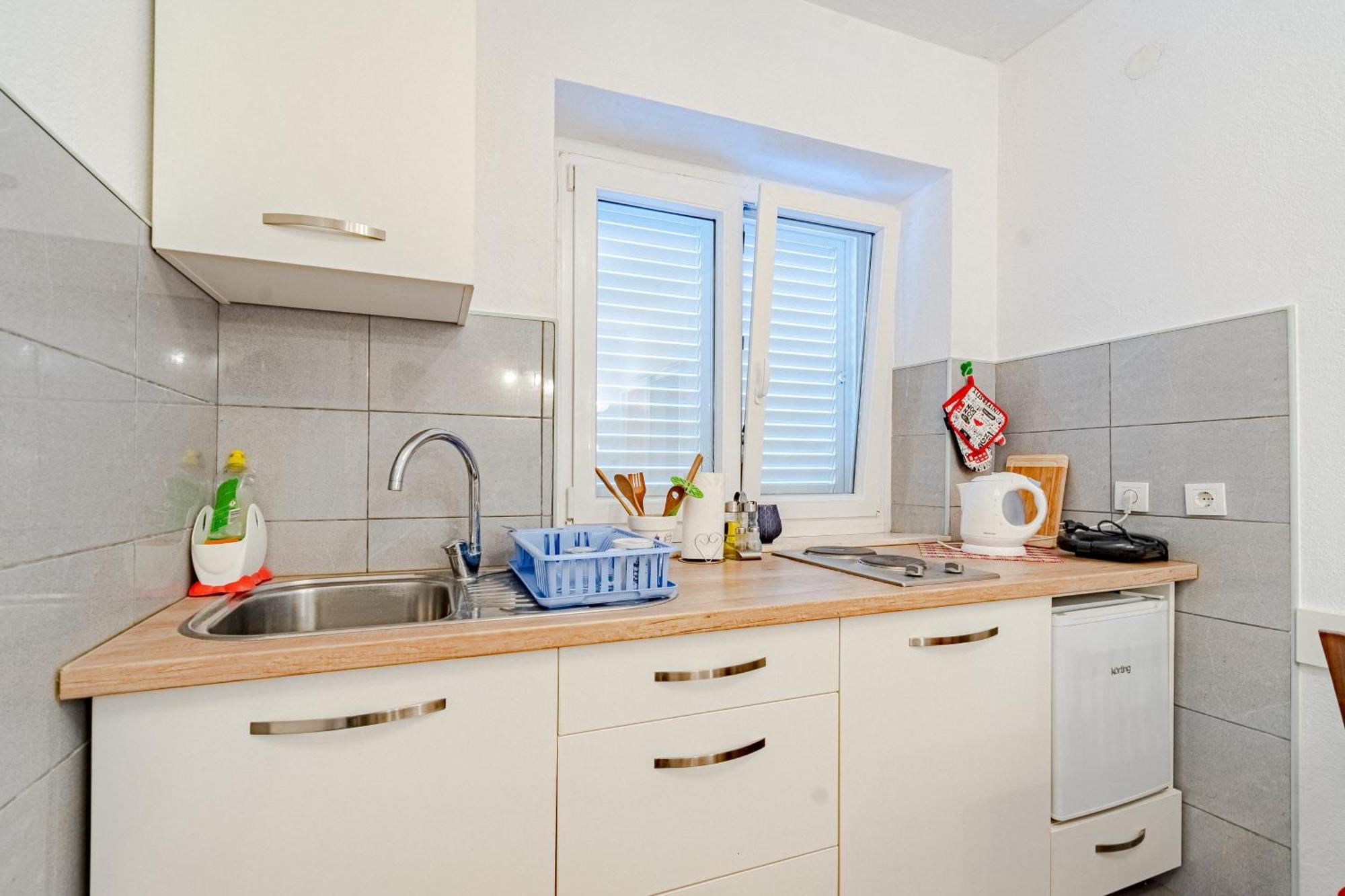 Apartments And Rooms With Parking Space Mali Ston Kamer foto
