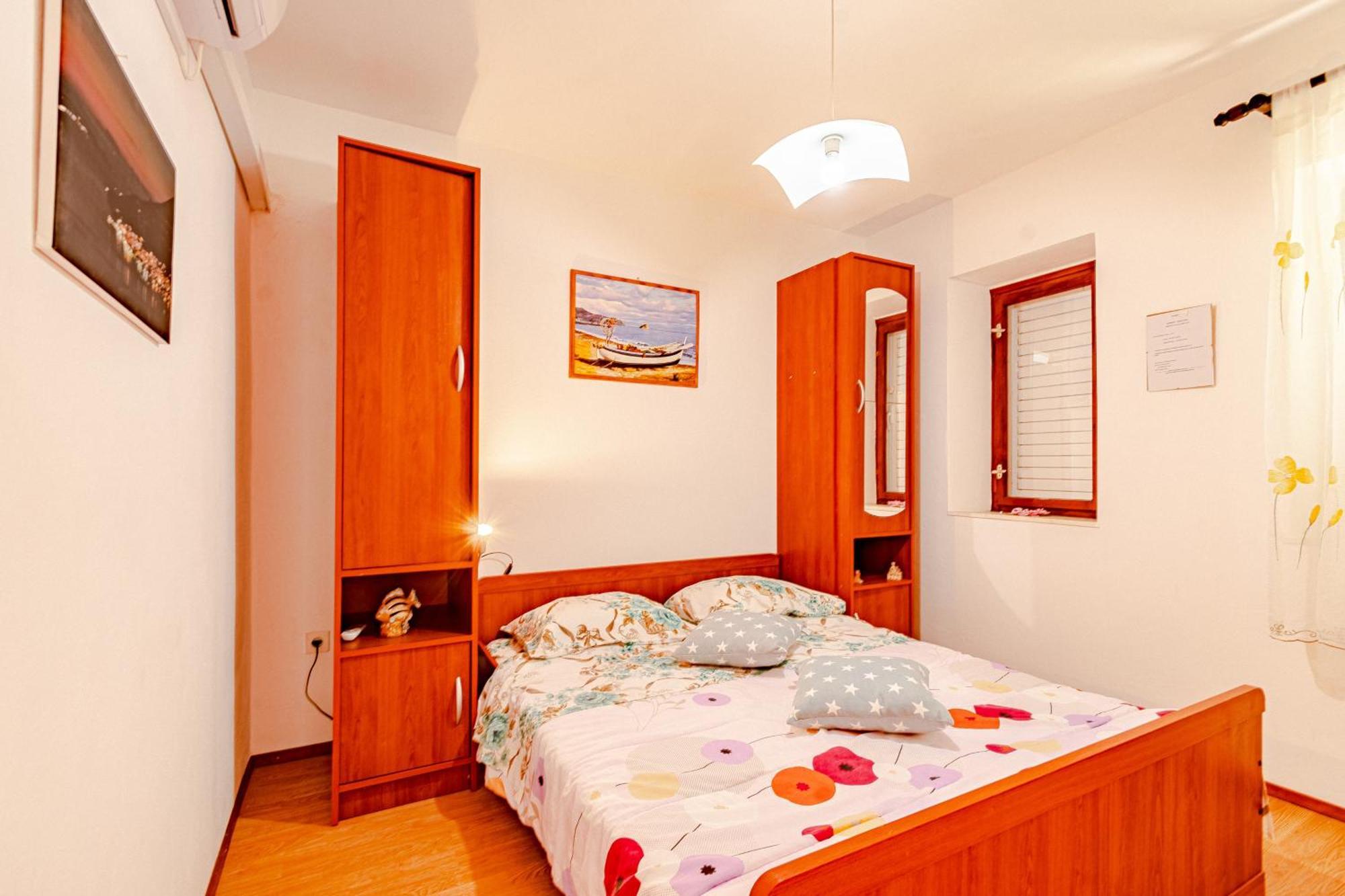 Apartments And Rooms With Parking Space Mali Ston Kamer foto